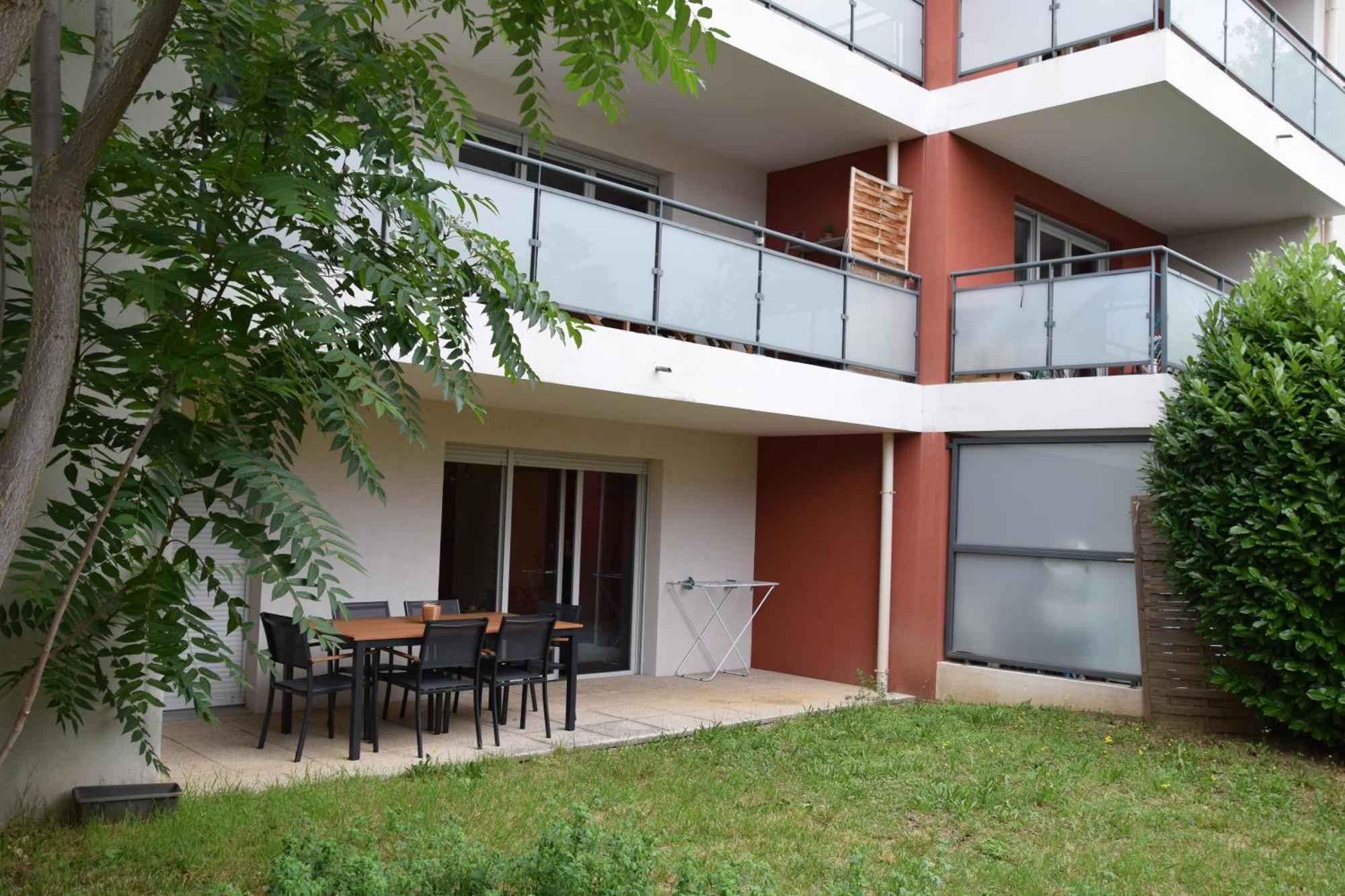 Comfort And Tranquility Near Lyon And Groupama Stadium, 4 Personnes Meyzieu Ngoại thất bức ảnh